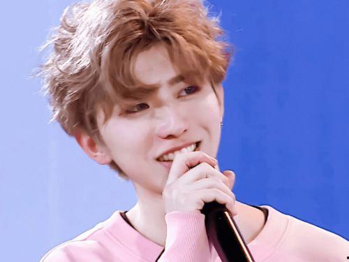 魏大勋爆料蔡徐坤视频合集,视频合集大放送